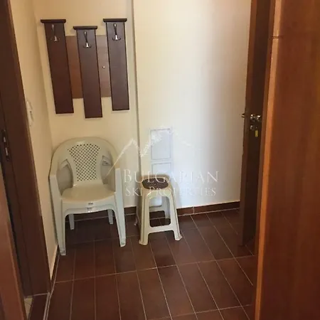 Cedar Loge-3 Studio Μπάνσκο